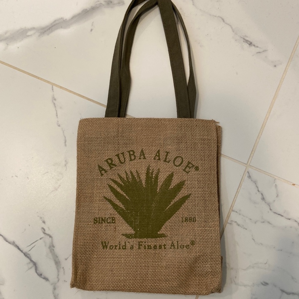 Small tote from Aruba